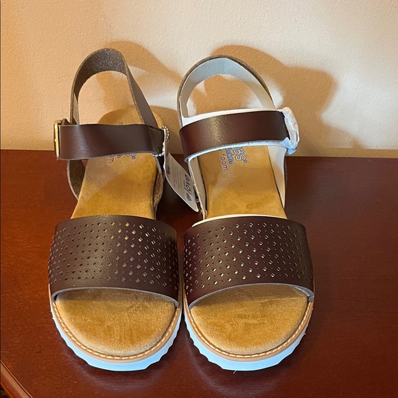 BOBs Memory Foam Vegan Sandals from Skechers - Picture 2 of 8